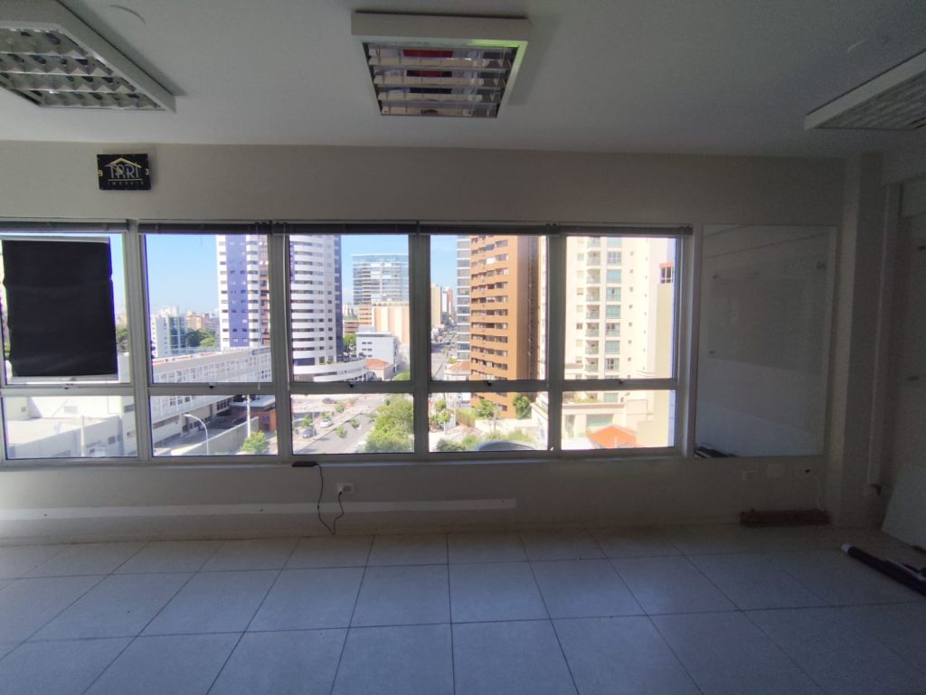 Conjunto comercial – andar inteiro