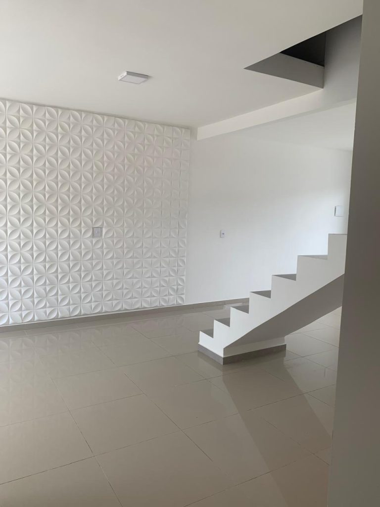 Sobrado 4 quartos Pronto pra morar