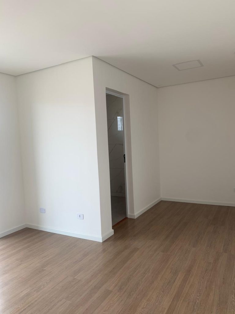 Sobrado 4 quartos Pronto pra morar