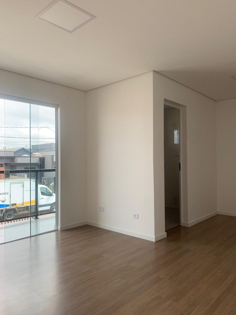 Sobrado 4 quartos Pronto pra morar